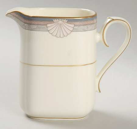 Stanford Court Creamer
