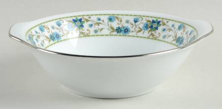 Sue Lugged Cereal Bowl by Noritake