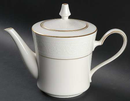 Tulane Teapot & Lid by Noritake