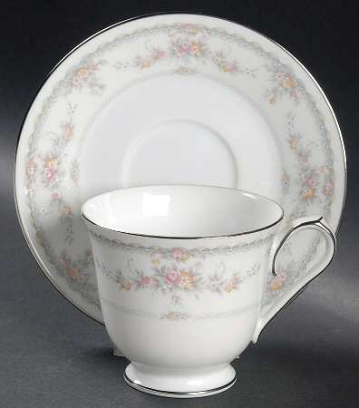 Veranda Footed Cup & Saucer Set by Noritake