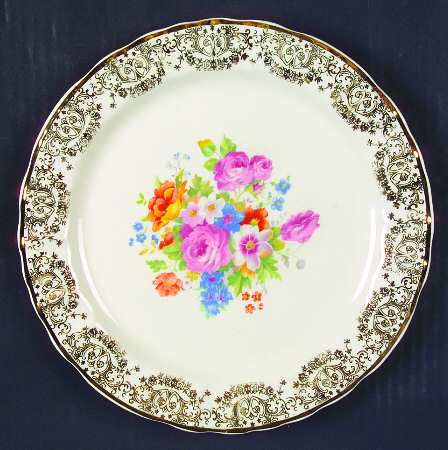 Bouquet of Roses (USA) by Nasco China (USA)