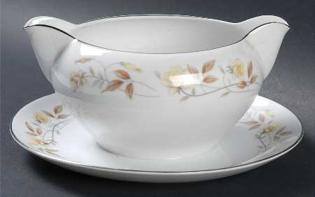 Sonata (No #) Gravy Boat with Attached Underplate