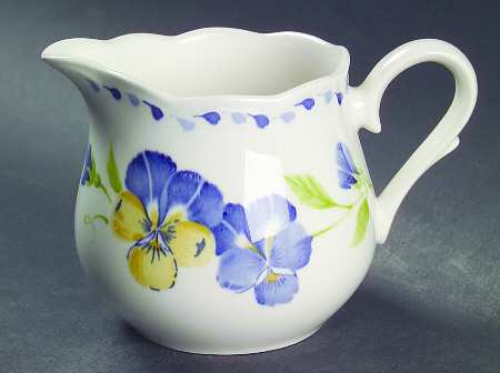 Fairfield Creamer