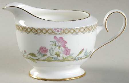Lausanne Creamer