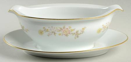 Dynasty Gravy Boat with Attached Underplate