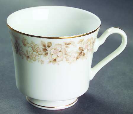 Oakbrook Footed Cup