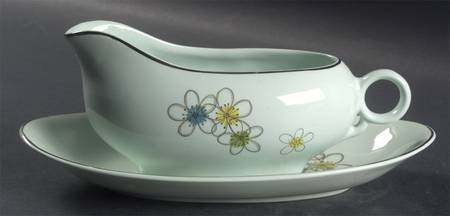 Mist Gravy Boat & Underplate/Relish