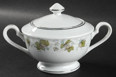 Cynthia Sugar Bowl & Lid