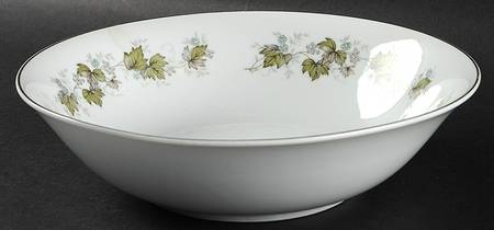 Cynthia 9" Round Vegetable Bowl