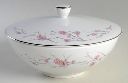 Spring Blossom Round Covered Vegetable