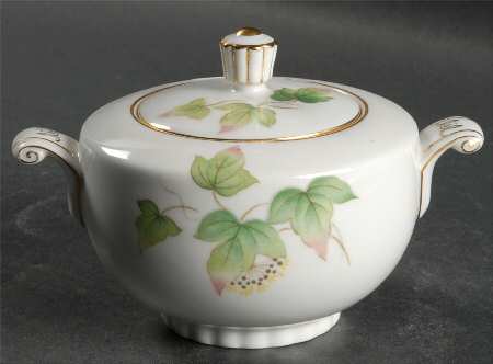 Spring Ivy Sugar Bowl & Lid by Narumi