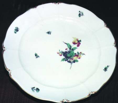 1713 Dinner Plate