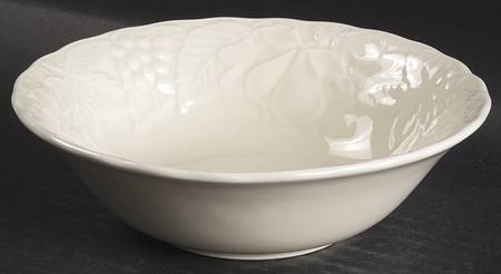 Woodbury Ivory Fruit/Cereal Bowl