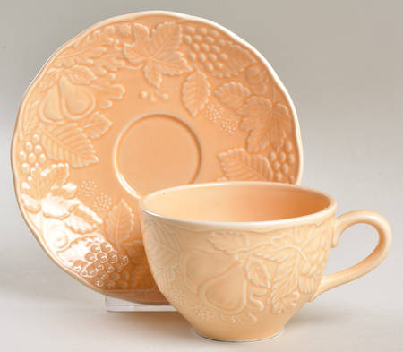 Woodbury Melon Flat Cup & Saucer Set