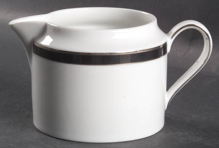 Black Tie Creamer