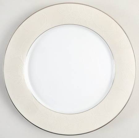 White Linen by Nikko