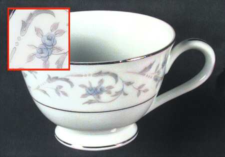 Bluebell Footed Cup