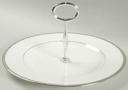 Rochelle Platinum Round Serving Plate with Handle (DP)