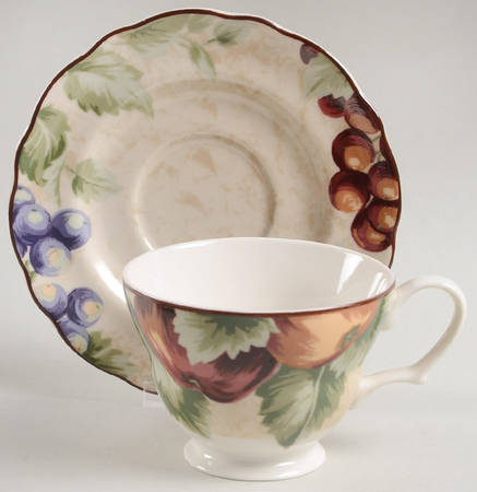 Napa Valley Footed Cup & Saucer Set