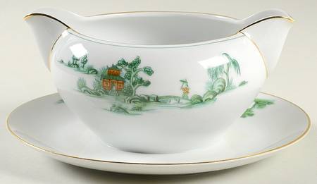 NAR54 Gravy Boat with Attached Underplate by Narumi