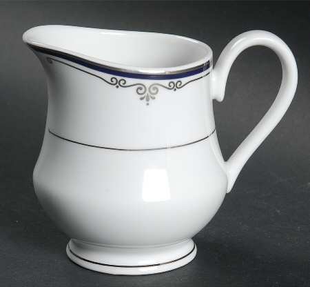 Grand Opera Platinum Creamer