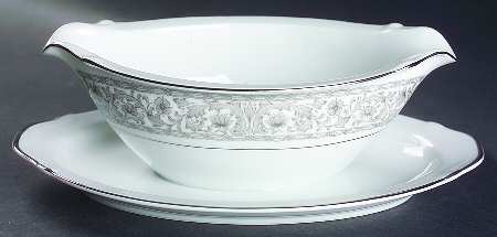 Florentine Gravy Boat with Attached Underplate