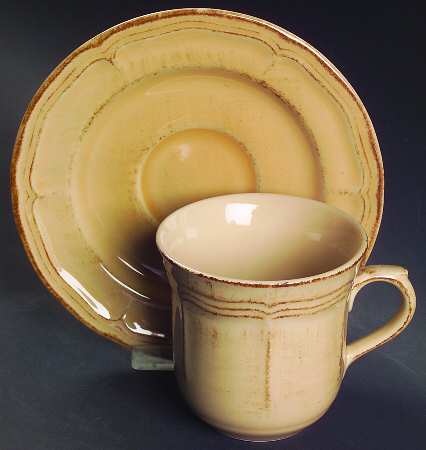 Country Market Antique Brown Flat Cup & Saucer Set