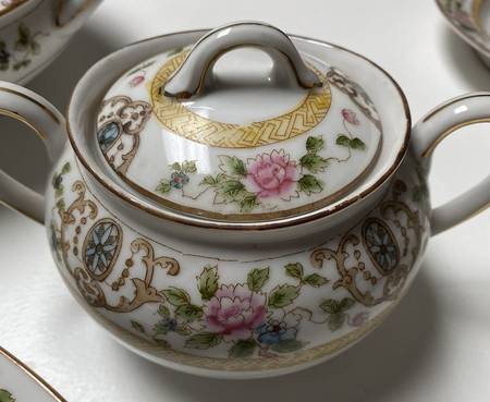 N2732 Sugar Bowl & Lid