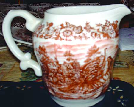 NSA2 Creamer by Nueva San Isidro