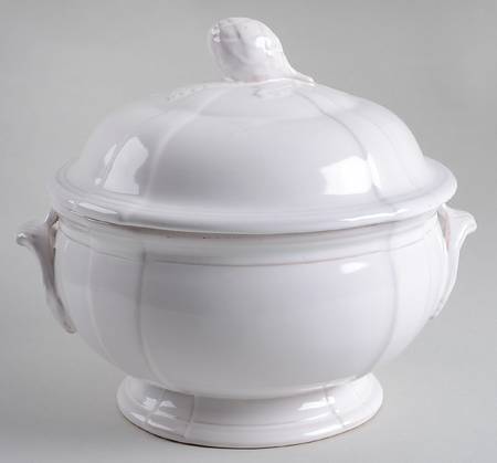 Maintenon Patine White Tureen &  Lid
