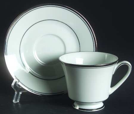 N3268 Footed Cup & Saucer Set