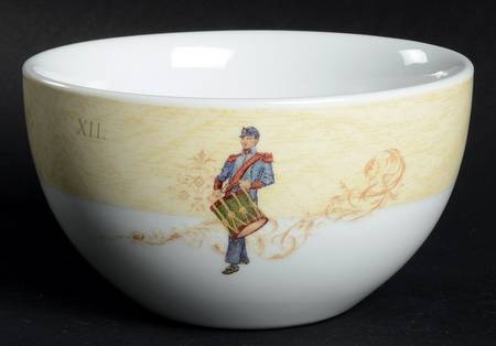 12 Days of Christmas (Gold Scrolls, No Trim) Soup/Cereal Bowl