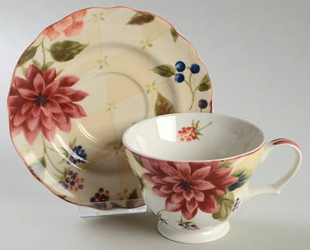 Splendor Breakfast Cup & Saucer Set