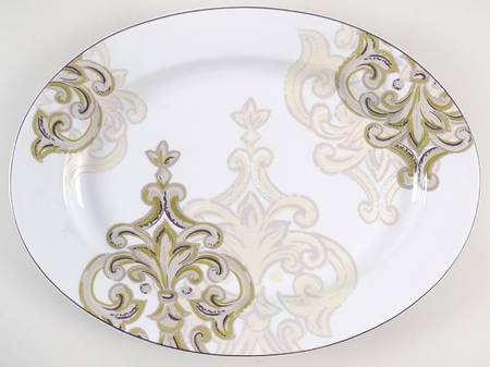 Sugar Plum 16" Oval Serving Platter