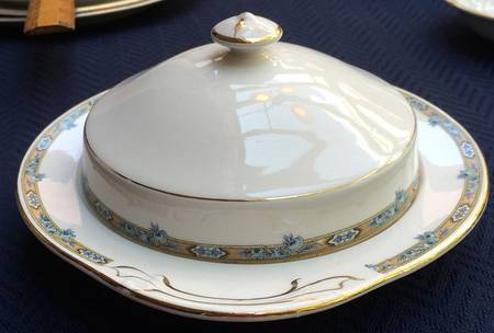 NAI39 Round Covered Butter