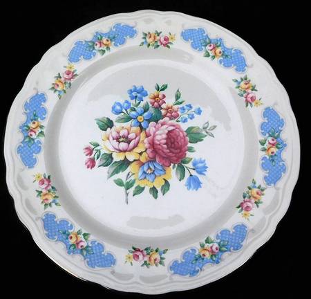 NSA7 Salad Plate by Nueva San Isidro