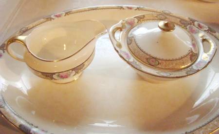 NAI41 Sugar Bowl & Lid by National China (USA)