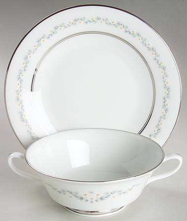 Holyoke Footed Cream Soup Bowl & Saucer Set