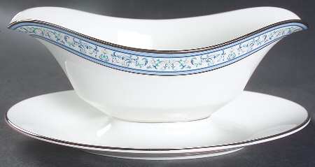 Summerfield Gravy Boat with Attached Underplate