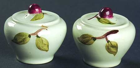 Cherry Salt & Pepper Set