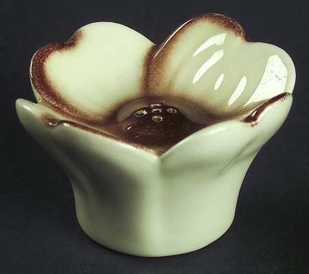 Dogwood Pepper Shaker