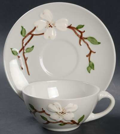 Dogwood Flat Cup & Saucer Set
