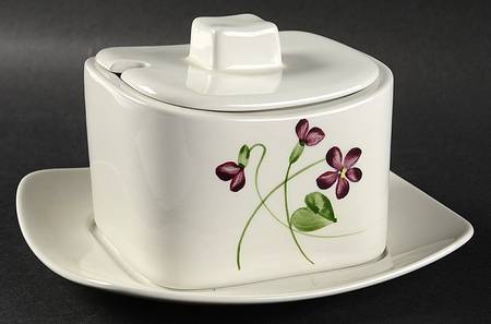 Wood Violet Square Gravy Boat w/Attached Underplate & Lid