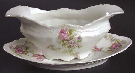 OSG146 Gravy Boat & Underplate