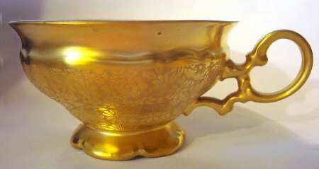OSN3 Footed Cup