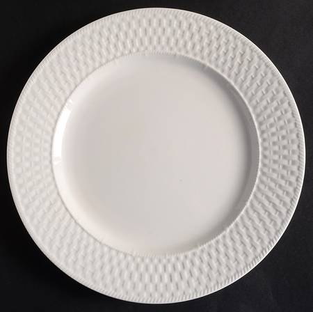 Wicker Dinner Plate