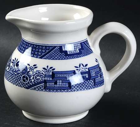 Blue Willow Creamer