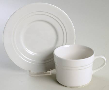 Pyramid Flat Cup & Saucer Set