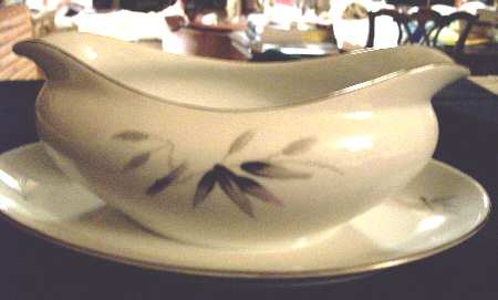 ORT11 Gravy Boat & Underplate by Orient China