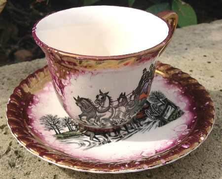 A8565 Flat Cup & Saucer Set